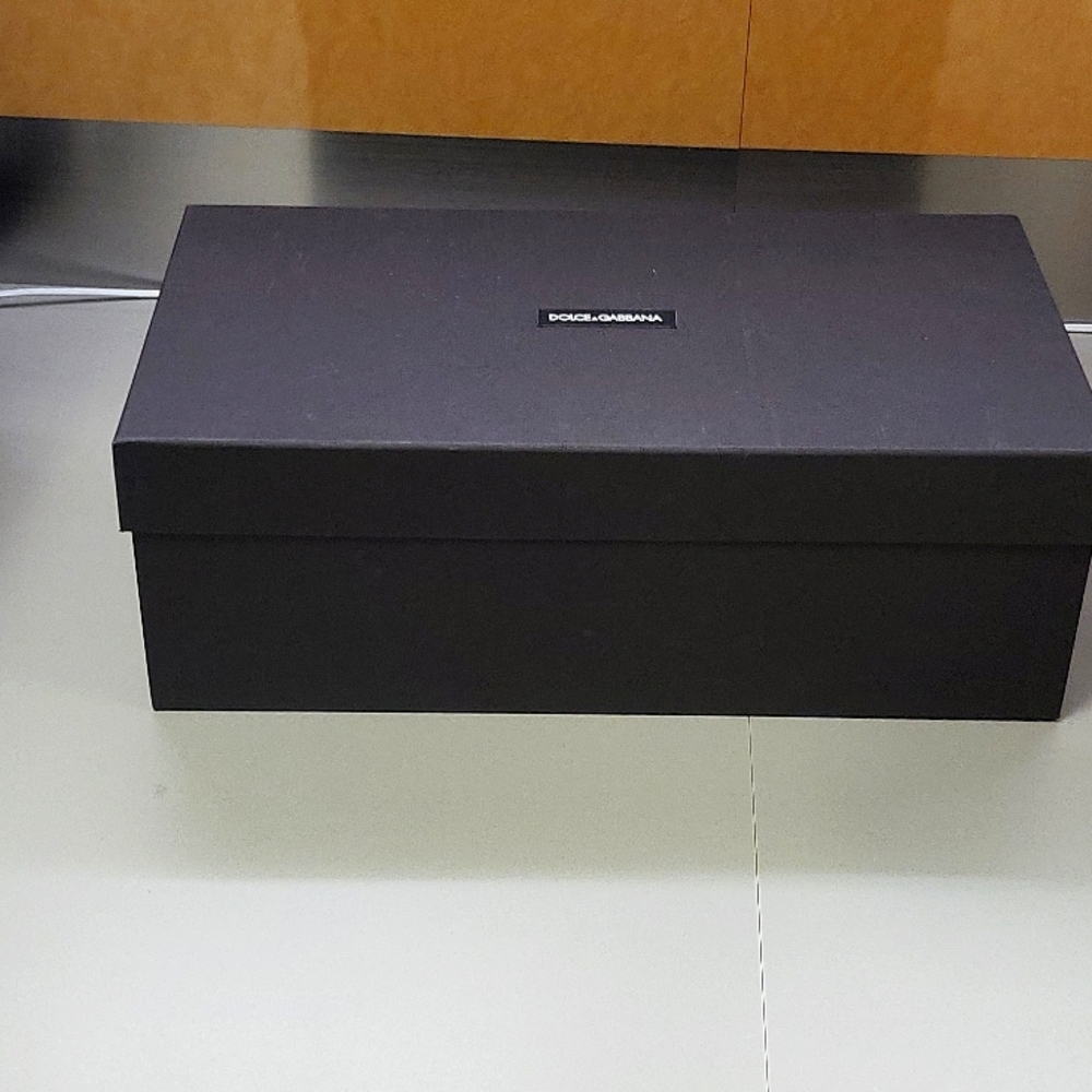 Dolce & Gabbana men's shoe box and 2 dust bags